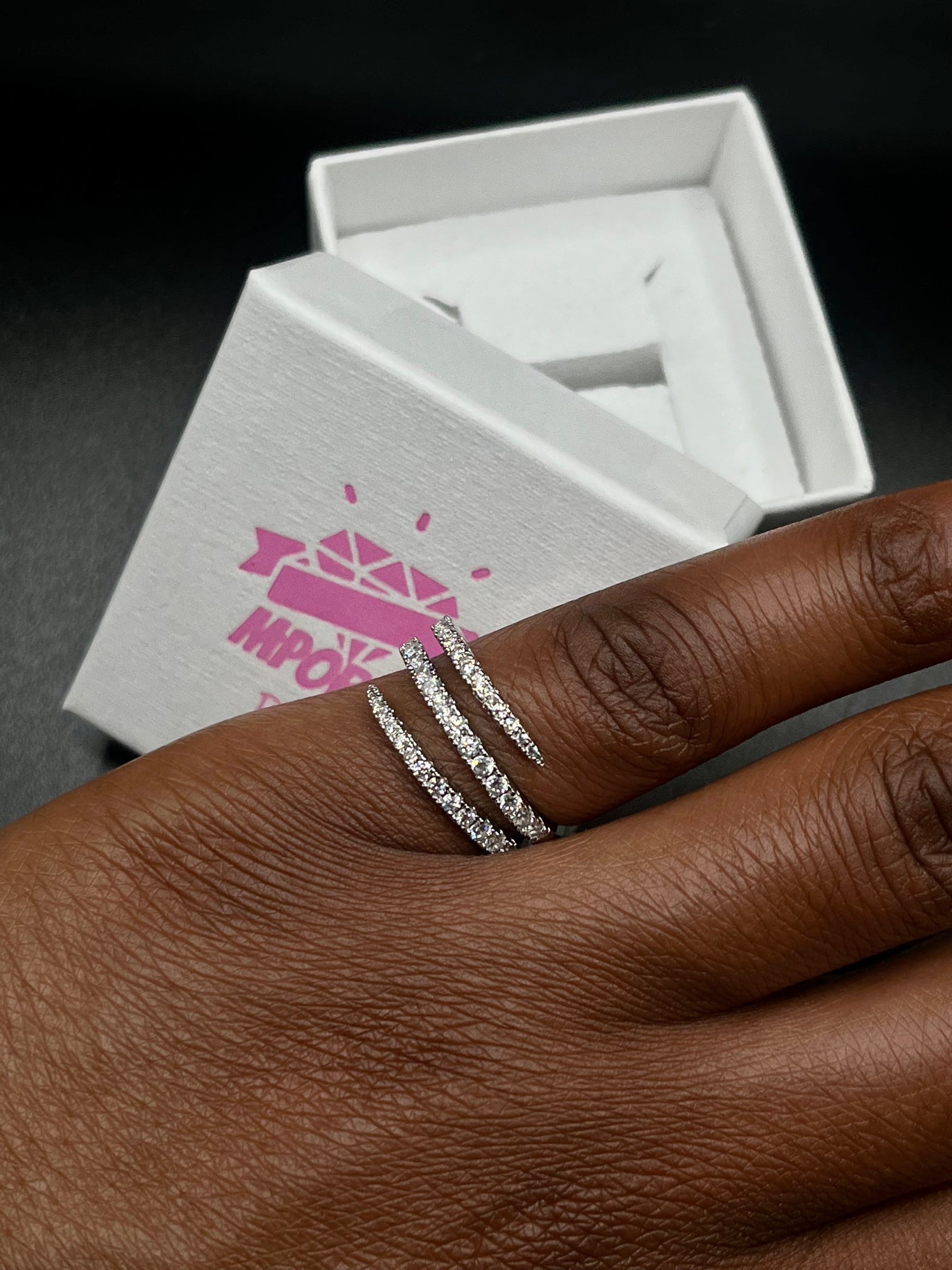 Helix Diamanté Ring image 2